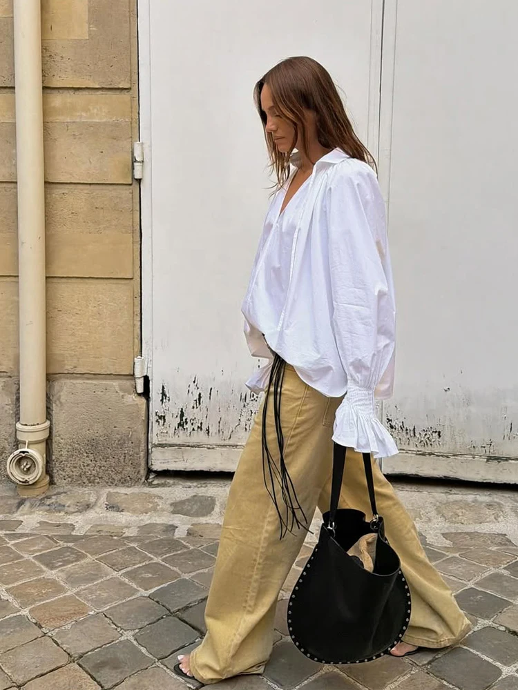 Witte blouse met V-hals, strik - Tie Front Shirt recensie en prijs